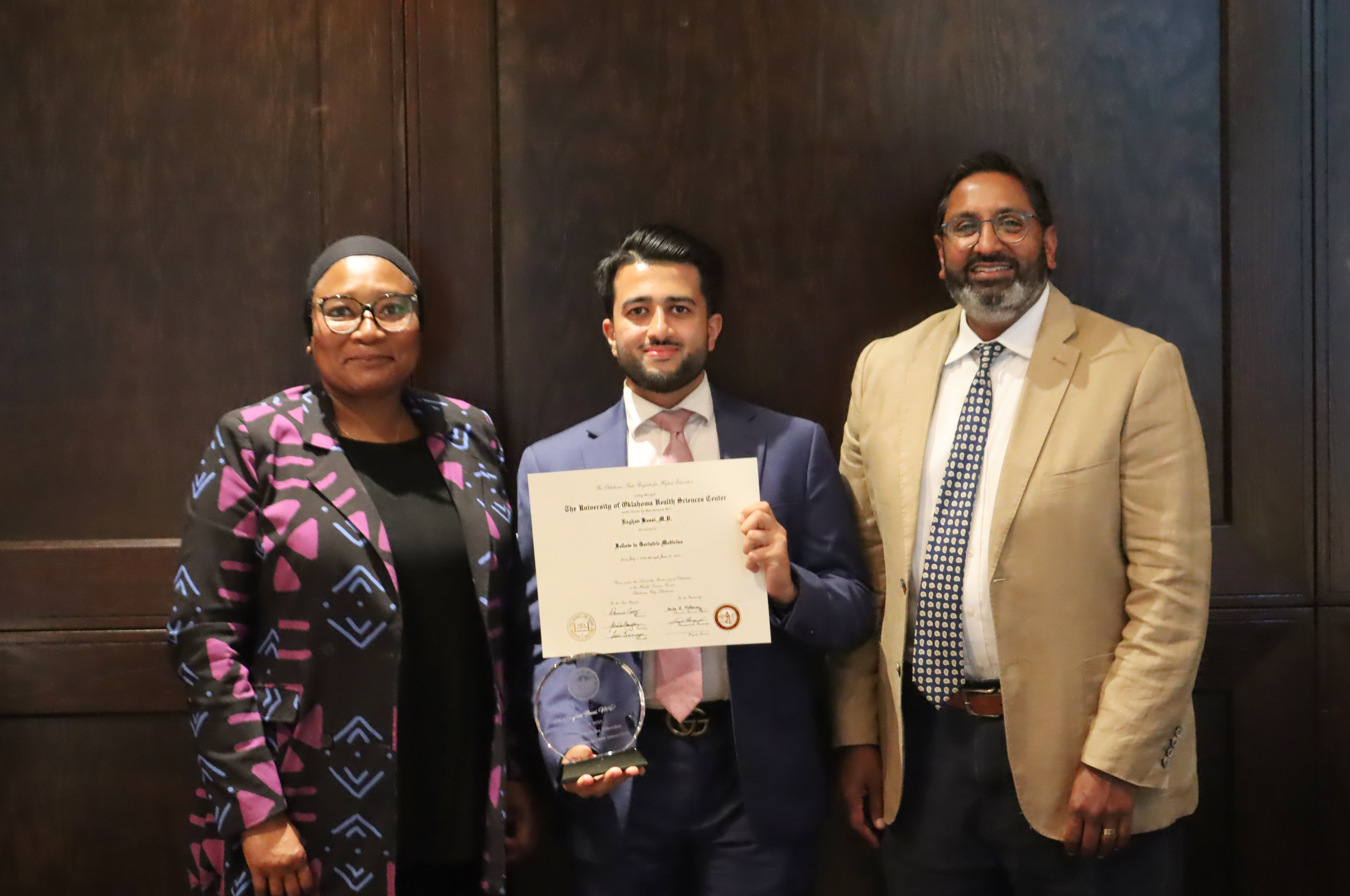 IMG_1063638906352556396967